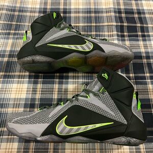 Nike LeBron 12 XII Dunk Force Men Size 13
